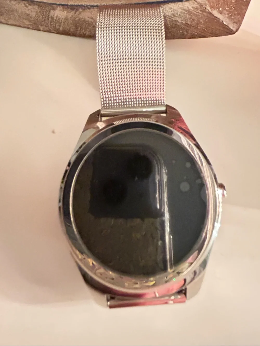 !it jeans Silver Round Smartwatch with Black Display